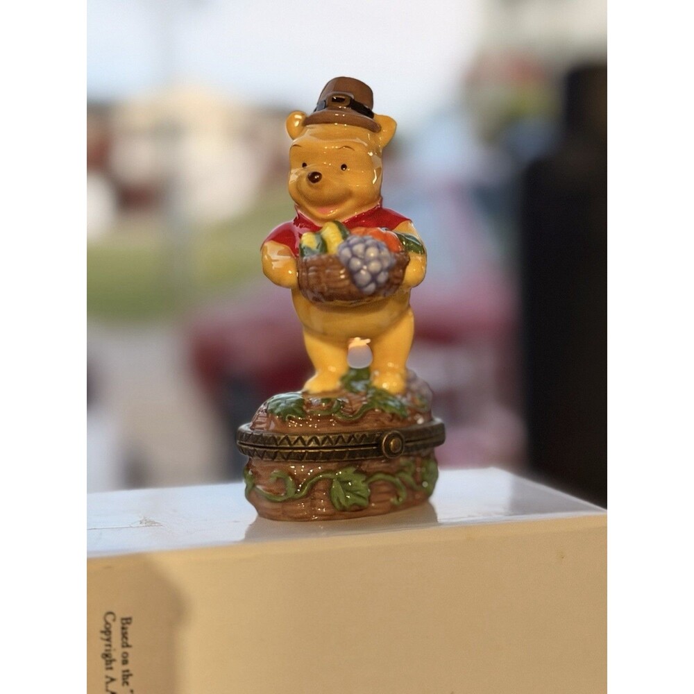 DISNEY WINNIE THE POOH TRINKET BOX NOVEMBER  BIRTHDAY THANKSGIVING 90s NEW